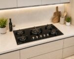 اجاق گاز صفحه‌ای داتیس در آشپزخانه